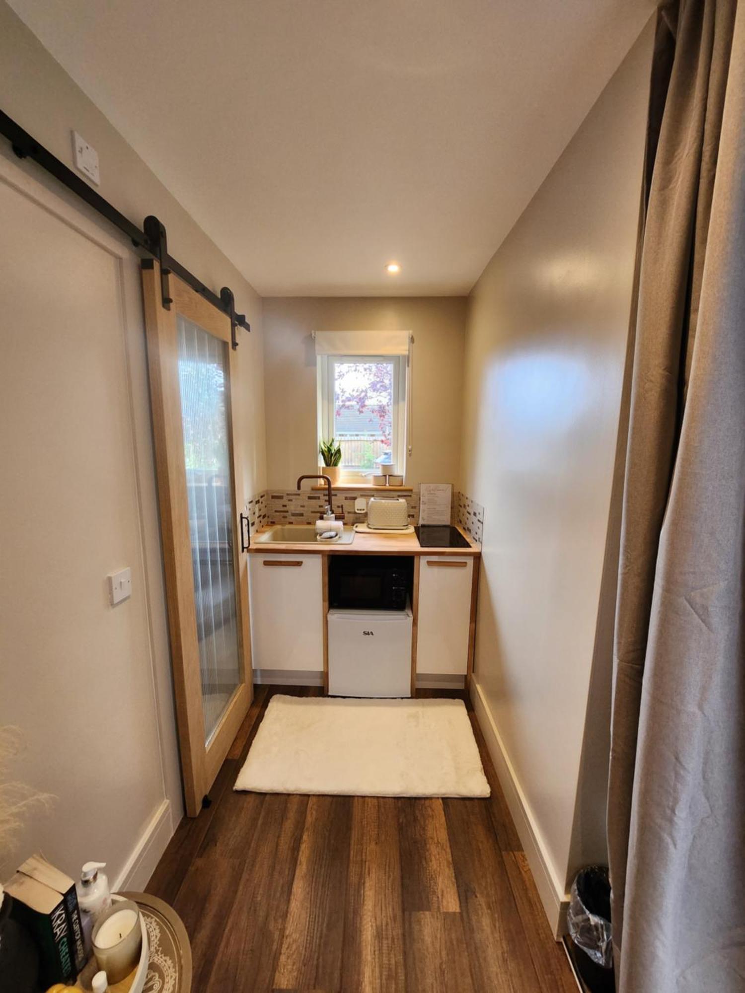 Bethel Guest Suite Norton  エクステリア 写真