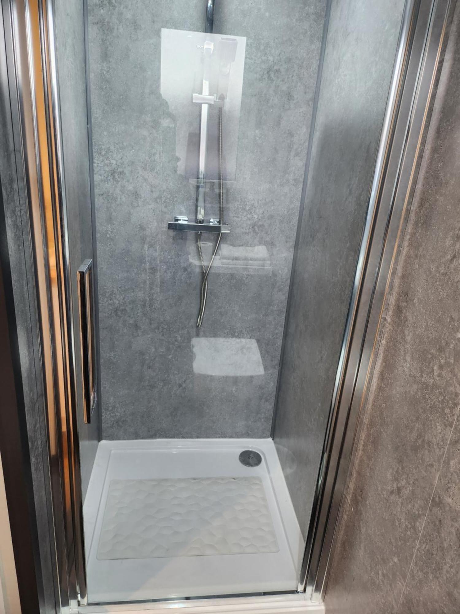 Bethel Guest Suite Norton  エクステリア 写真